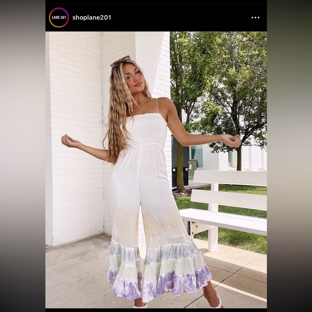 Shop lane 201 jumpsuit!